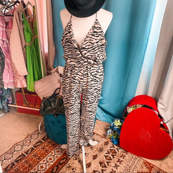 Young + Bishop Zebra Jumpsuit - Picture 3 of 4